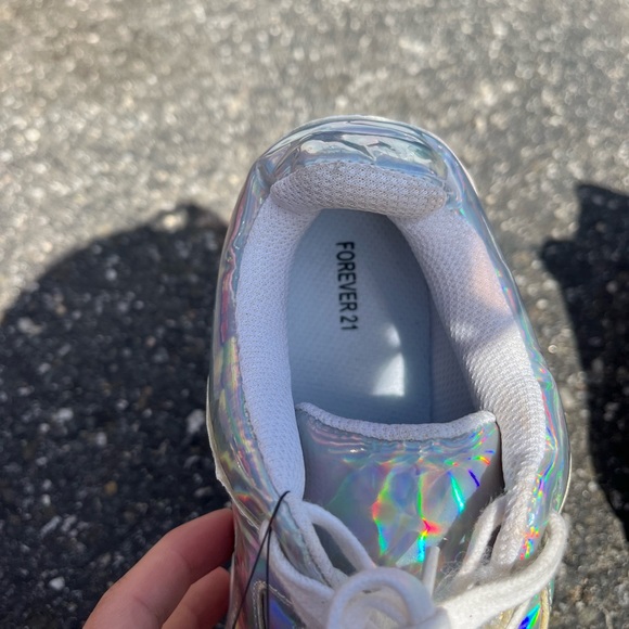 Holographic platform sneakers, from forever 21. Never worn - Picture 5 of 8